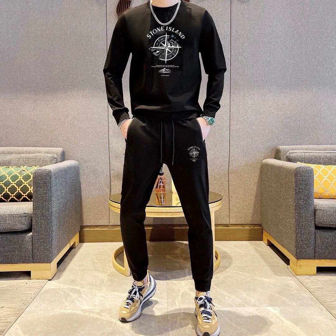 🅿️380 [Stone Island] (Fat Man Gospel) hot-selling suit is coming. Focus on the original version of the official website. 2025 new hot-selling sweatshirt suit. The original order is the best. 🇭🇰The meticulous work of top designers is dedicated to a fitting and perfect upper body effect. All-natural high-quality Roman cotton 100%, close-fitting comfort, noble and elegant! Original hardware embodies elegance and nobility! Counter size: M-5XL (maximum wear up to 220 pounds)